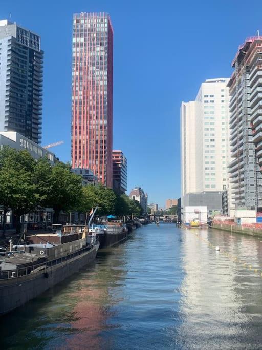 Appartement Stunning View Apt Free Parking à Rotterdam Extérieur photo