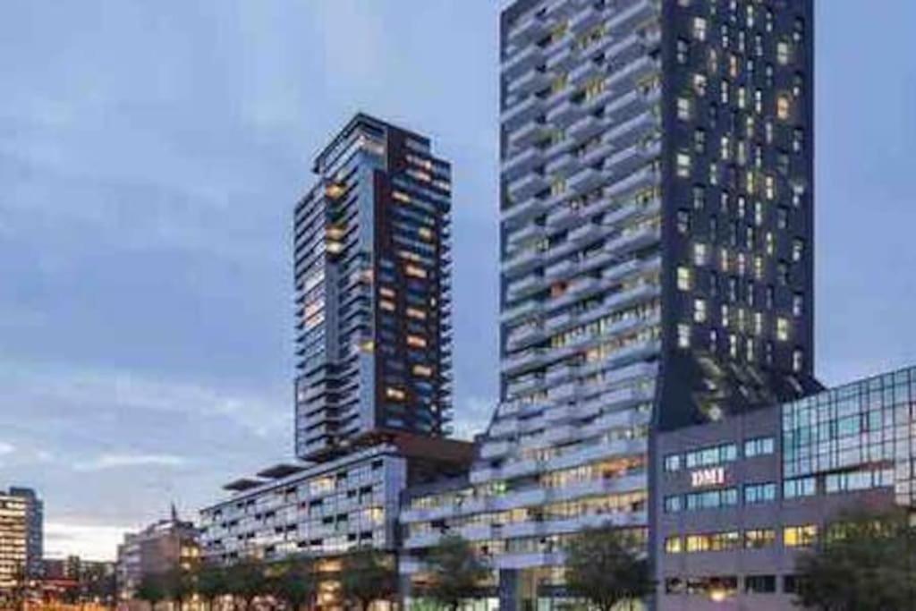 Appartement Stunning View Apt Free Parking à Rotterdam Extérieur photo
