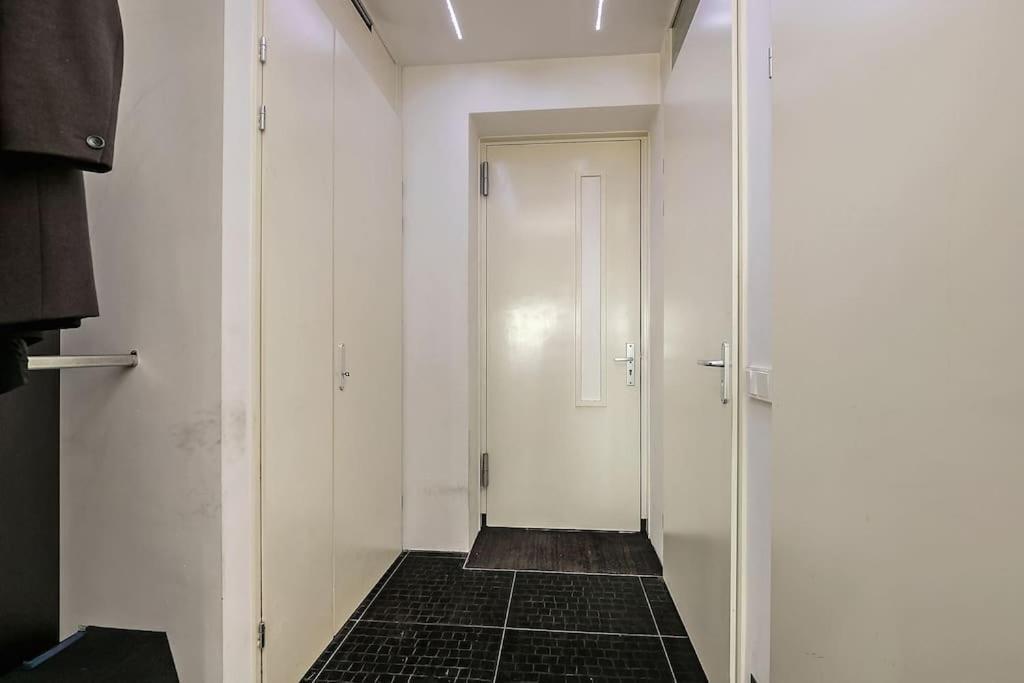 Appartement Stunning View Apt Free Parking à Rotterdam Extérieur photo