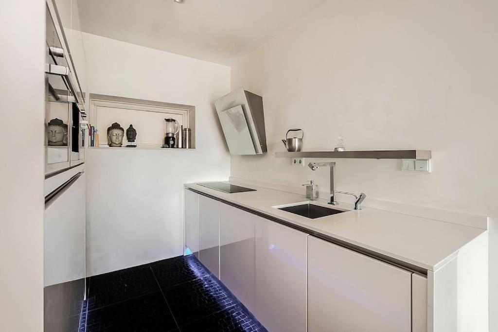 Appartement Stunning View Apt Free Parking à Rotterdam Extérieur photo