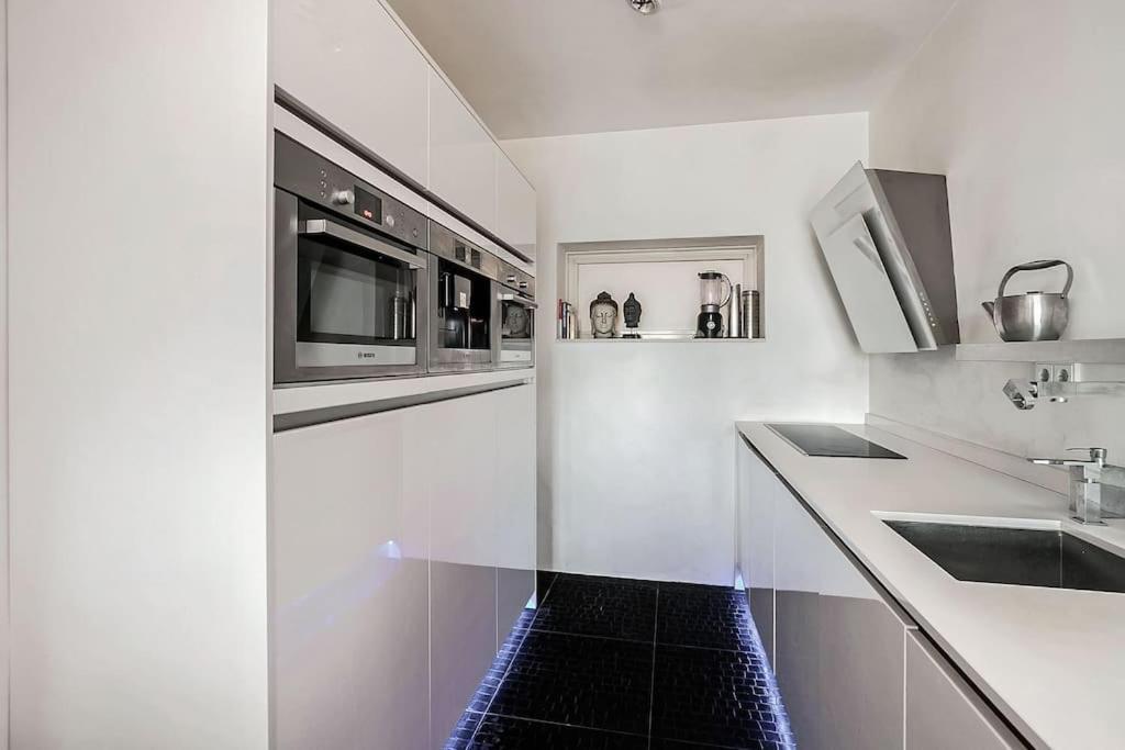 Appartement Stunning View Apt Free Parking à Rotterdam Extérieur photo