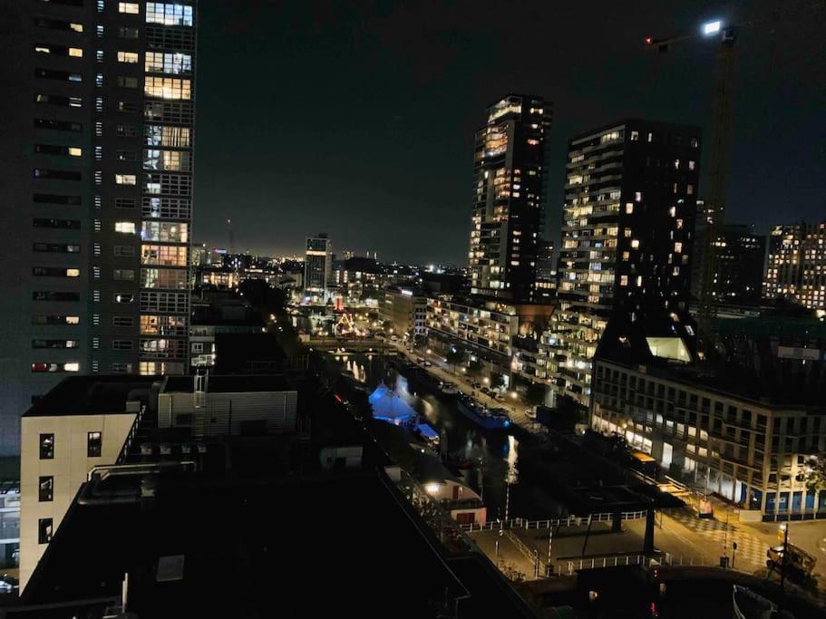 Appartement Stunning View Apt Free Parking à Rotterdam Extérieur photo