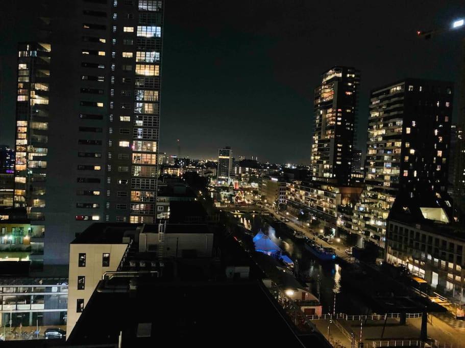 Appartement Stunning View Apt Free Parking à Rotterdam Extérieur photo